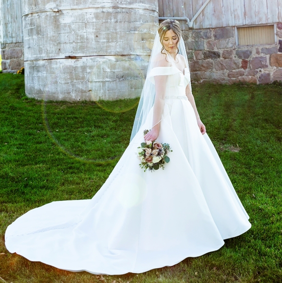 Meet your Posher, Shelby - Picture 2 of 2